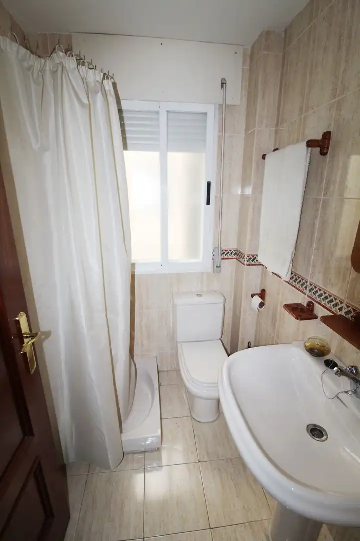 Baño de Piso en venta en Ciudad Real con Aire acondicionado, Calefacción y Terraza