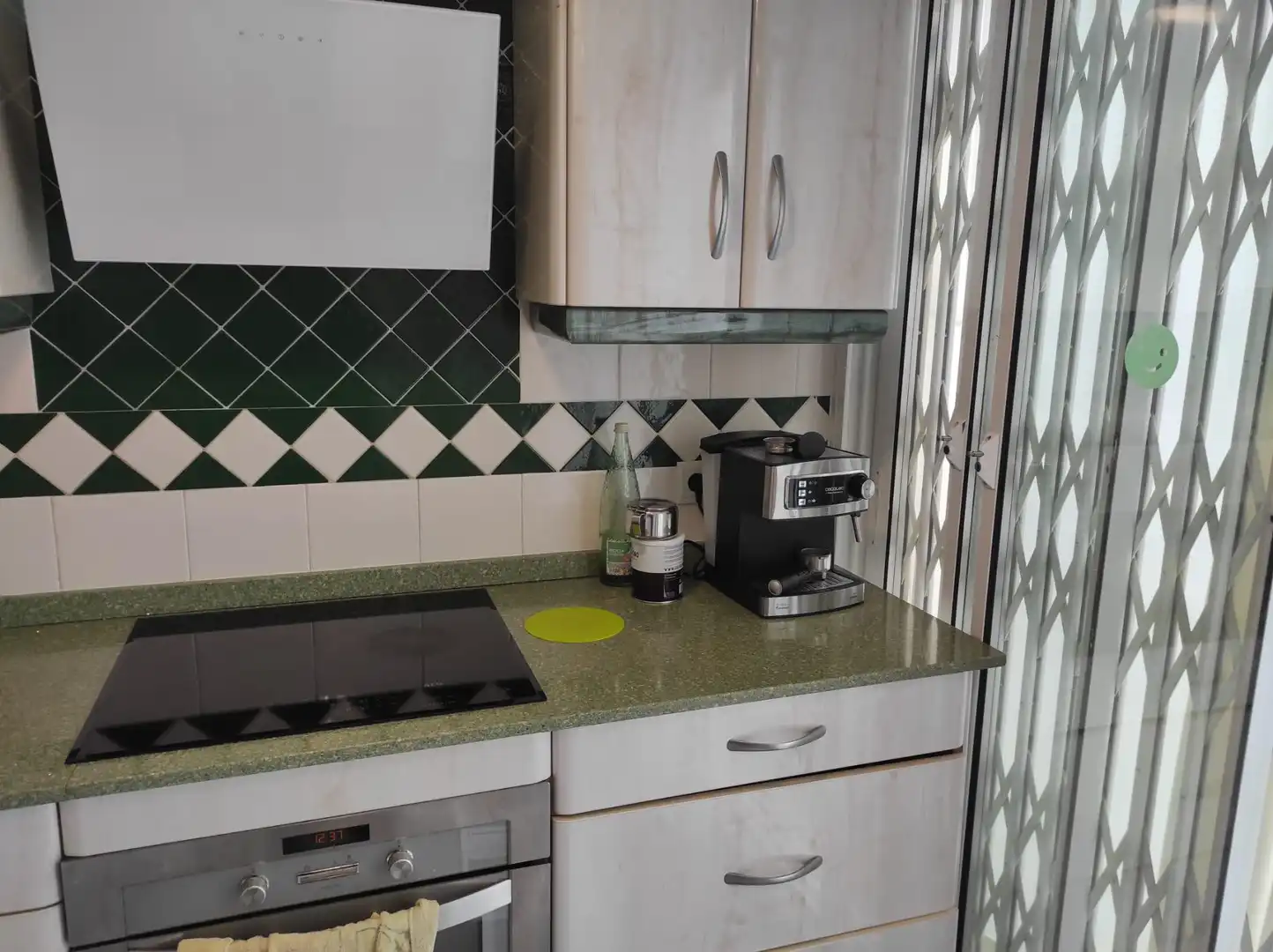 Kitchen of Ground floor for sale in Esplugues de Llobregat  with Air Conditioner, Heating and Parquet flooring