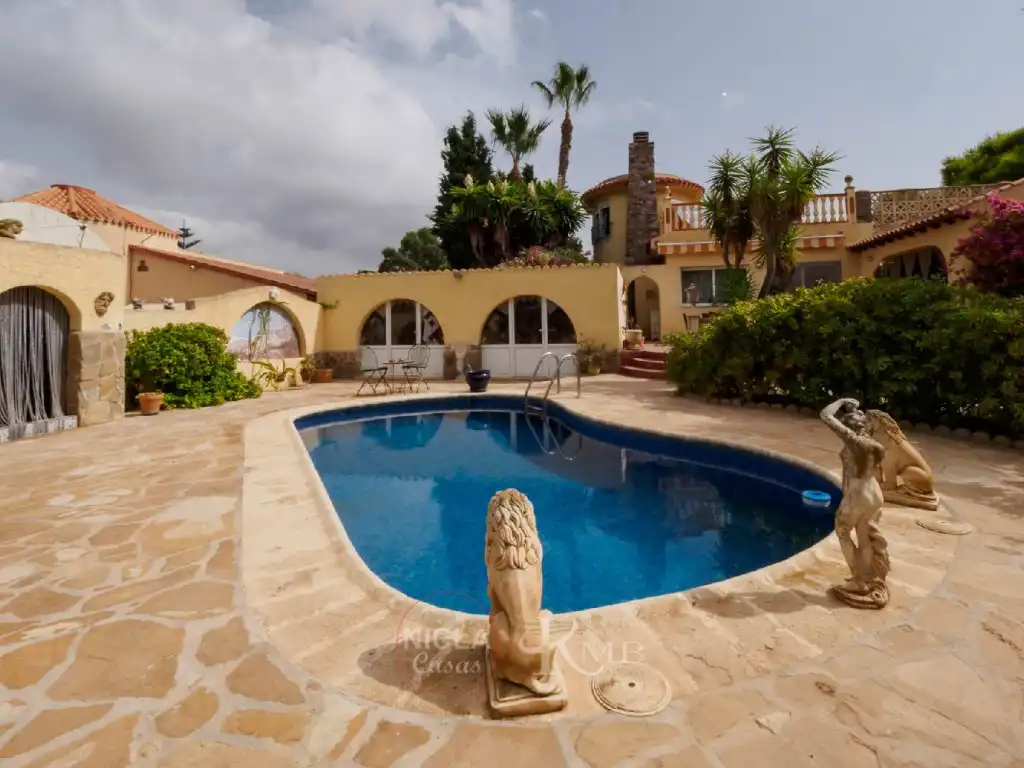 Villa avec piscine à vendre à Los Collados-Los Geraneos, imagen 17