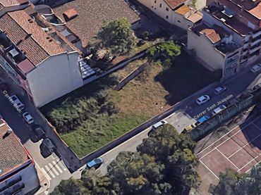 Terreny residencial en venda a Carrer Sant Joaquim 2