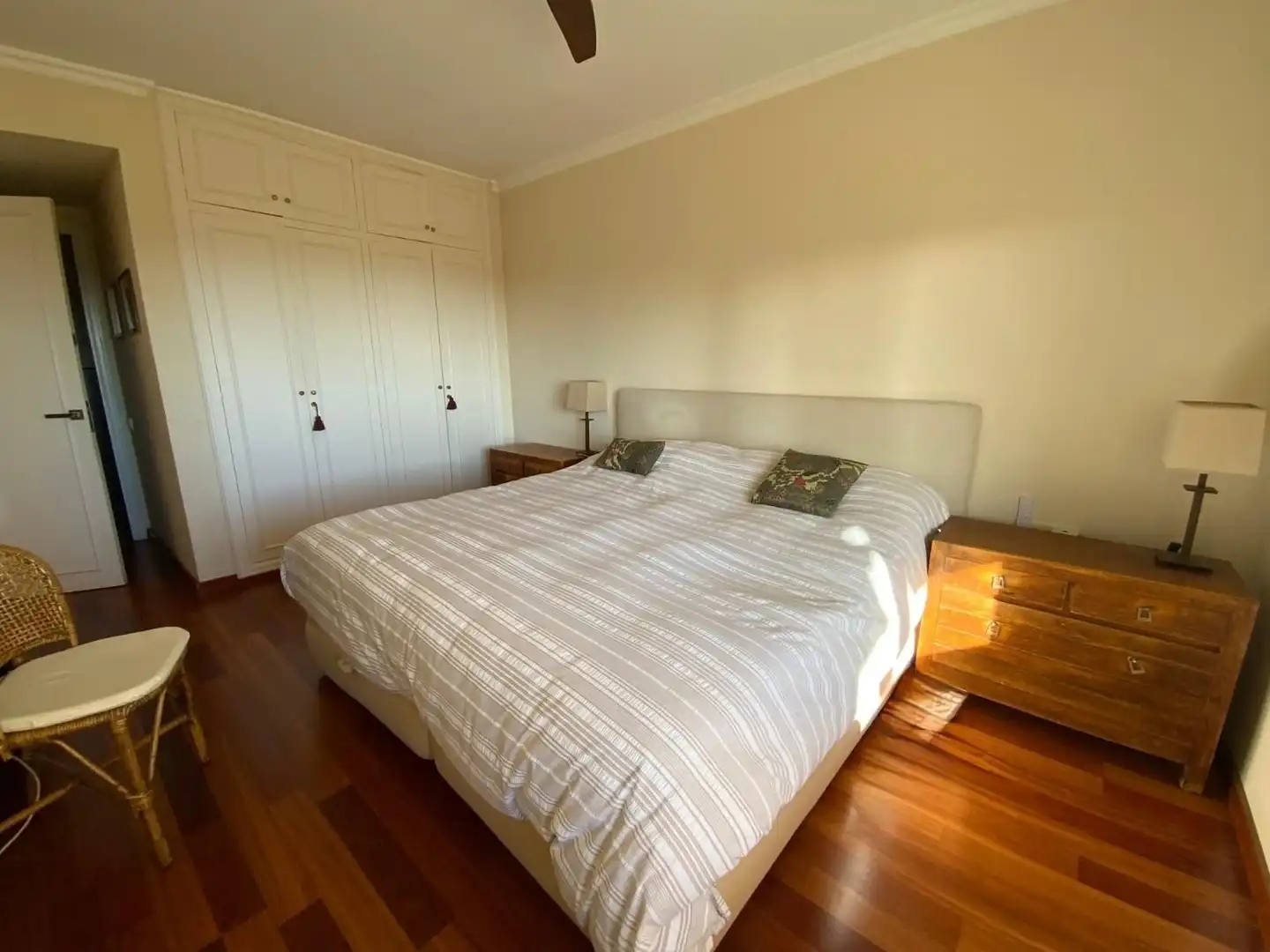 Schlafzimmer von Wohnung zum Verkauf in Sant Vicenç de Montalt mit Klimaanlage, Heizung und Abstellraum