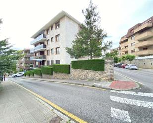 Vista exterior de Pis en venda en Getxo  amb Calefacció, Jardí privat i Traster
