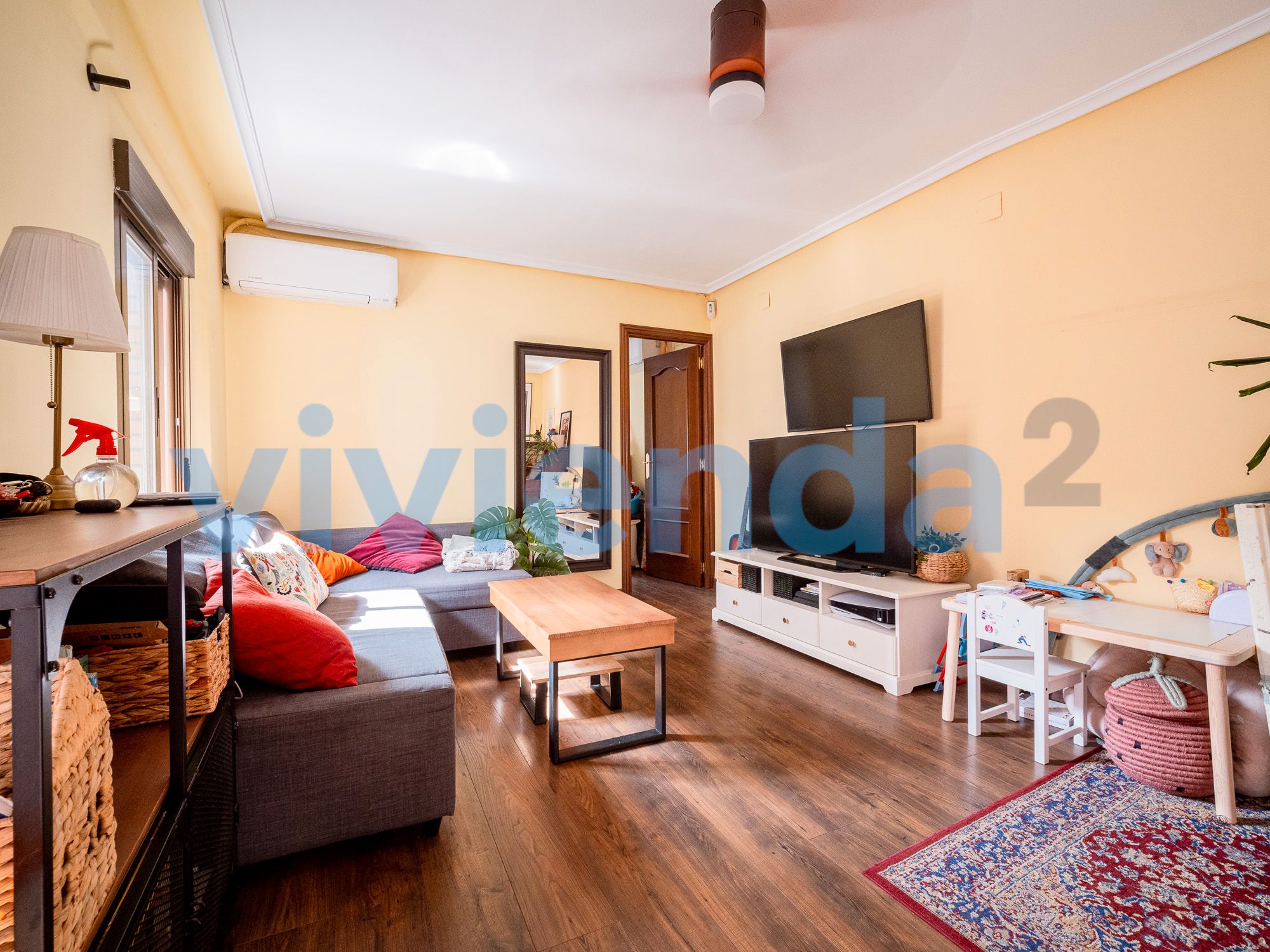 Sala d'estar de Pis en venda en  Madrid Capital amb Aire condicionat, Calefacció i Terrassa
