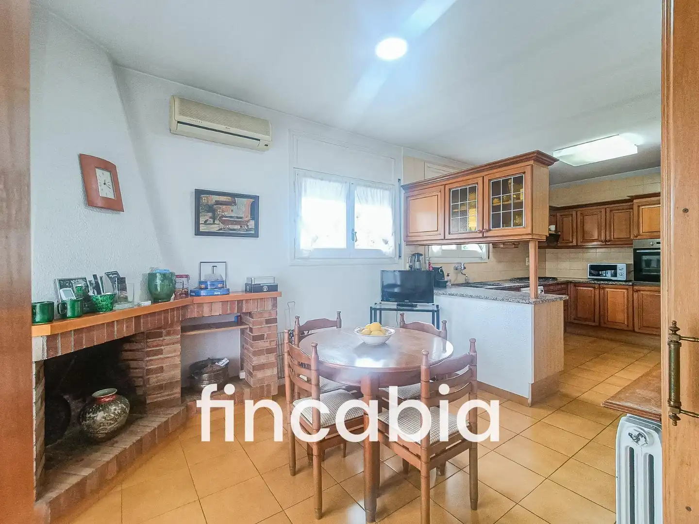 Cuina de Casa o xalet en venda en Santa Coloma de Farners amb Aire condicionat, Calefacció i Jardí privat