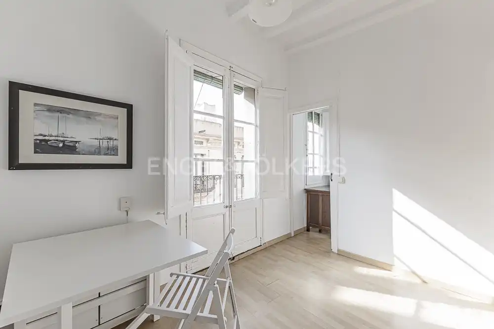 Außenansicht von Wohnung zur Miete in Barcelona mit Heizung, Parkett und Möbliert