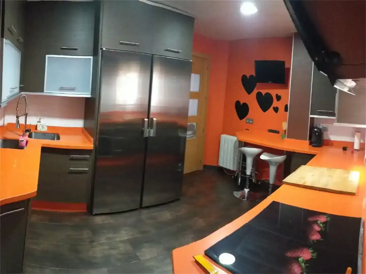 Cuina de Casa adosada en venda en Linares amb Aire condicionat, Jardí privat i Parquet