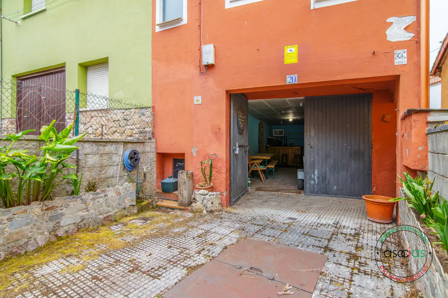 Vista exterior de Casa adosada en venta en Proaza con Calefacción y Trastero