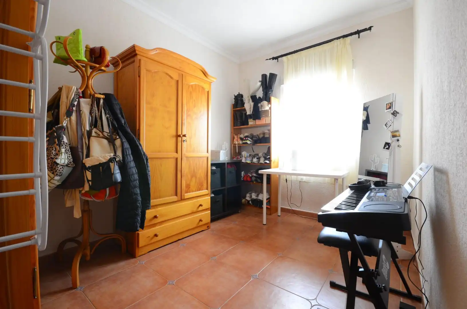 Habitación de Local en venta en Mazagón