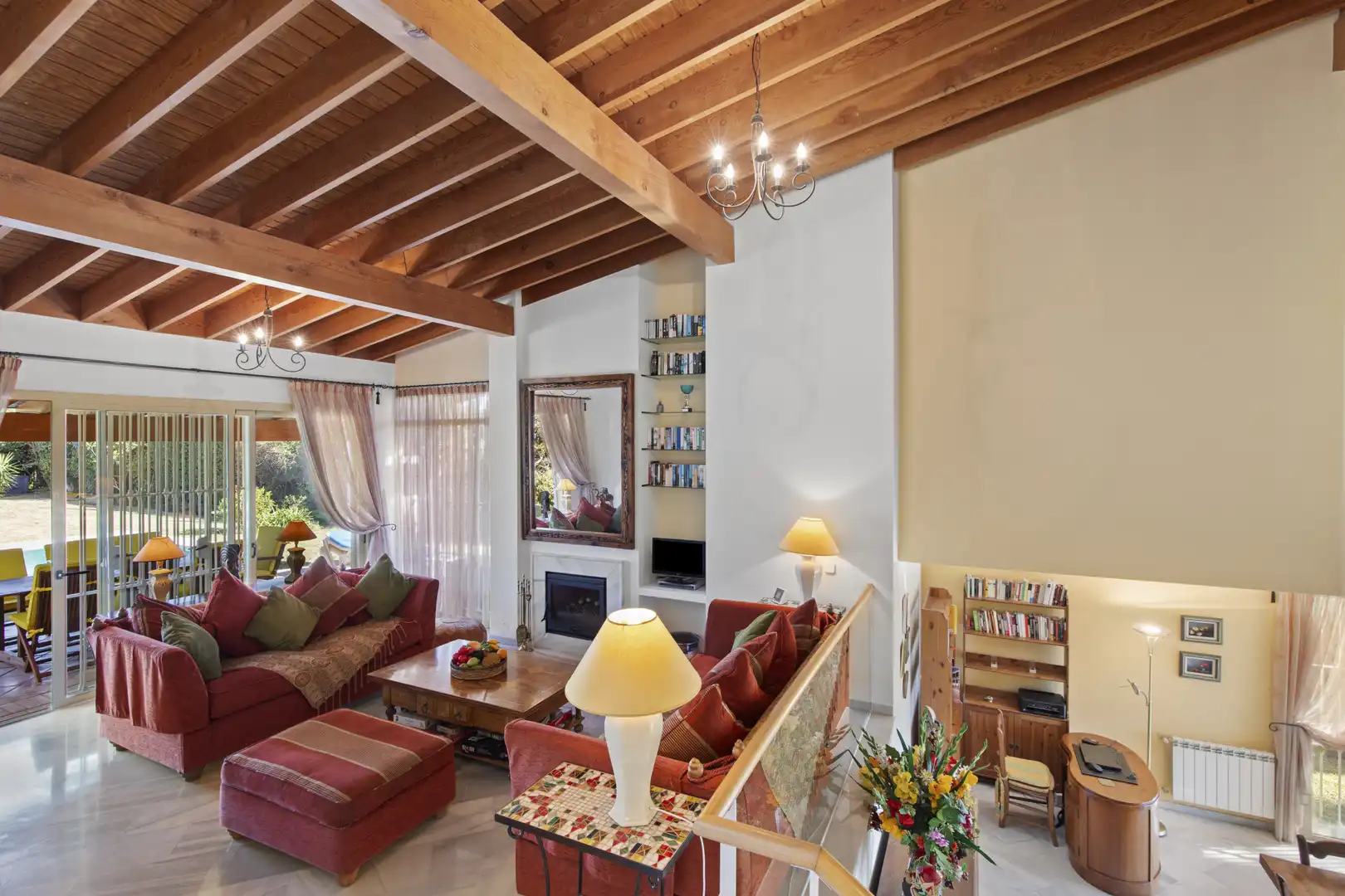 Living room of Houses for sale in Benahavís  with Air Conditioner, Heating and Private garden