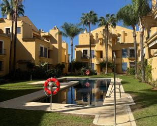 Exterior view of Duplex to rent in Marbella  with Community pool