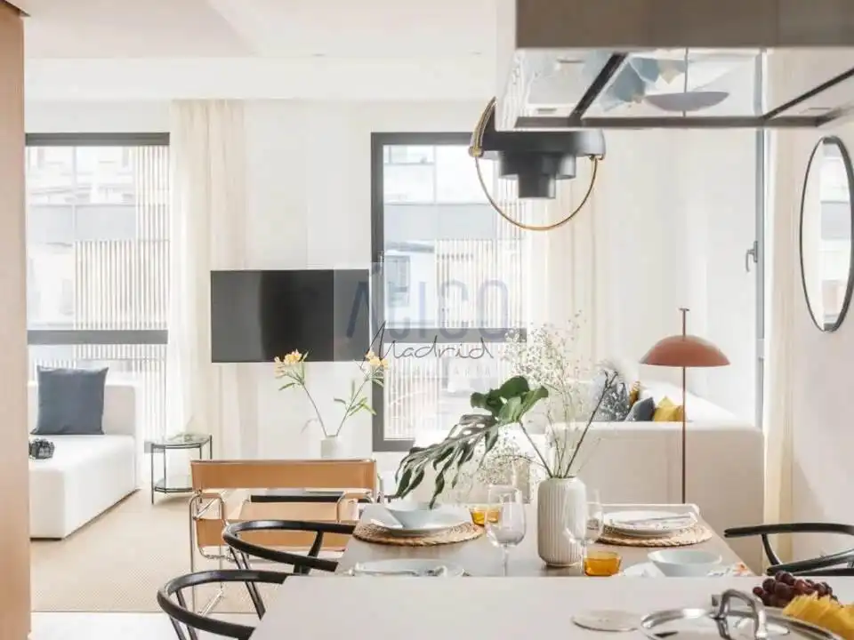 Fotografía del inmueble reportado: 3.905 €/mes — Almagro, Madrid