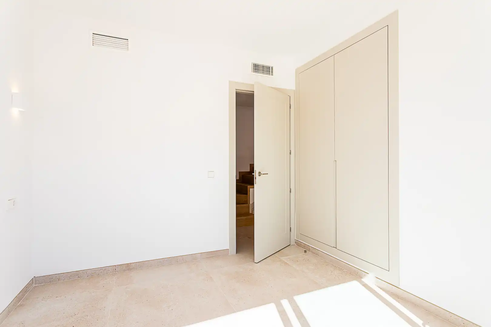 Ático en venta en Marbella con Aire acondicionado, Terraza y Trastero
