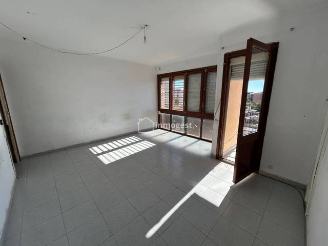 Piso en Venta en Calle TORRAS I BAGES en Centre