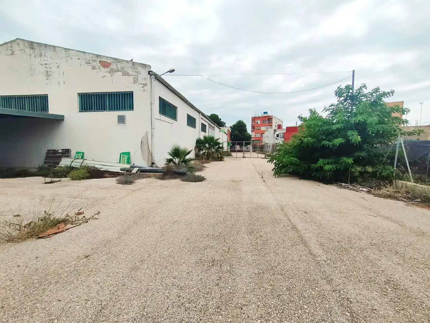 Nave industrial en venta en Sueca