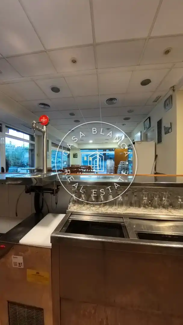 Local comercial en venta en El Molí-El Rieral, imagen 4