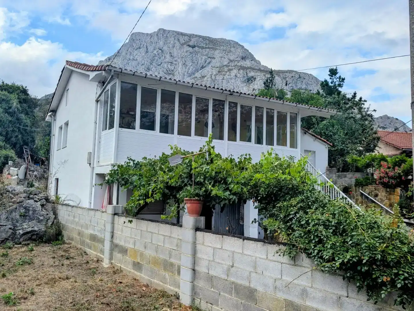 Vista exterior de Casa o xalet en venda en Teverga amb Balcó