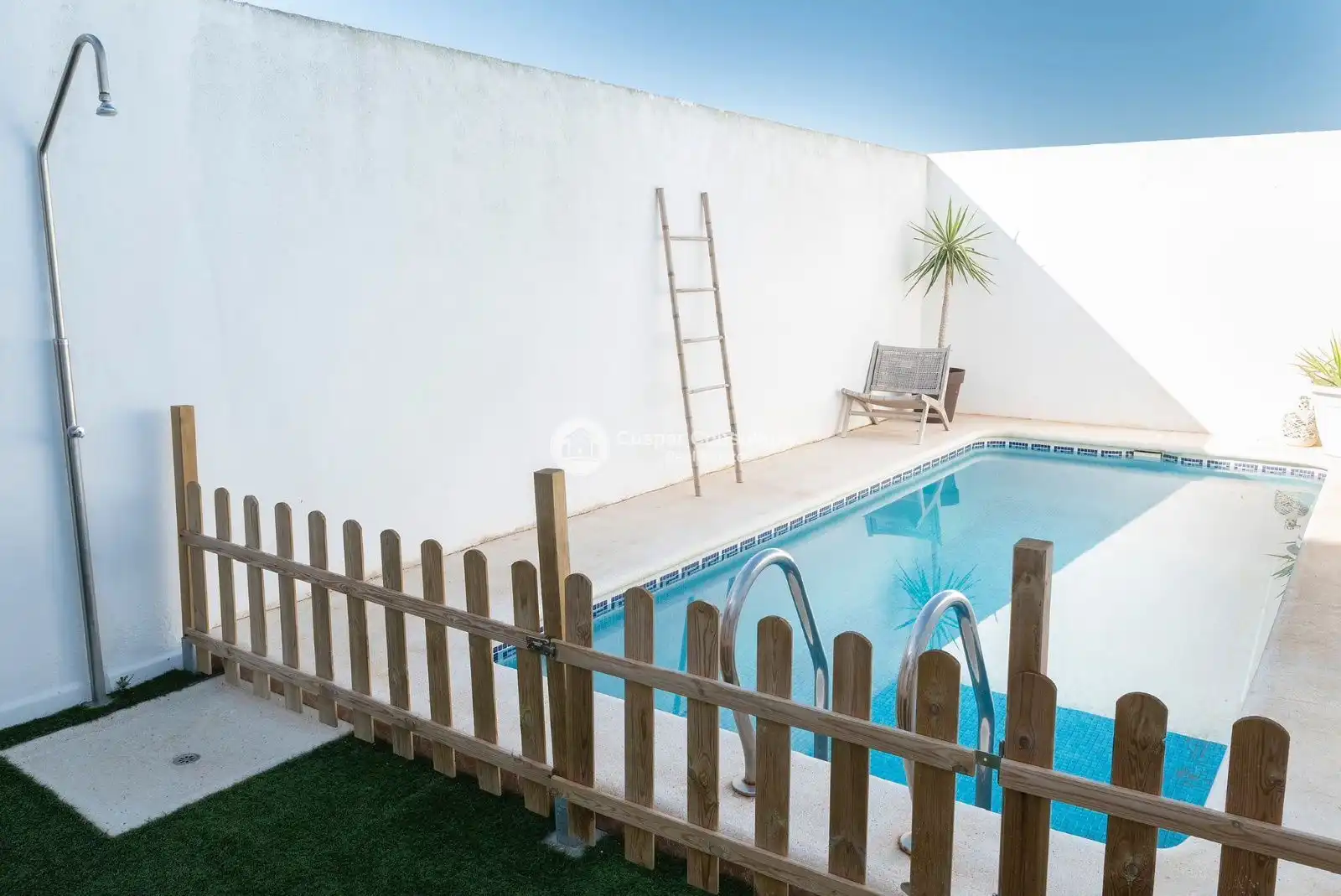 Casa a schiera con piscina in vendita a N/A
