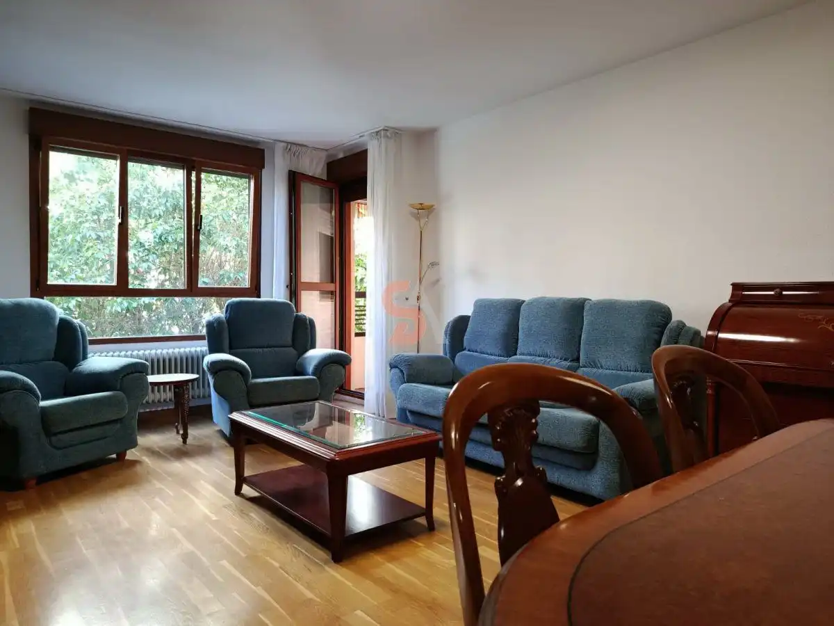 Sala de estar de Piso de alquiler en Valladolid con Calefacción y Terraza