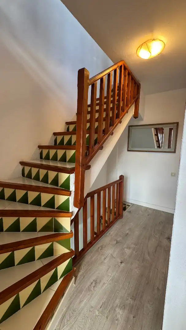 Einfamilien-Reihenhaus zum Verkauf in Torredembarra mit Klimaanlage, Heizung und Privatgarten