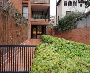 Exterior view of Flat to rent in  Barcelona Capital  with Air Conditioner, Heating and Private garden