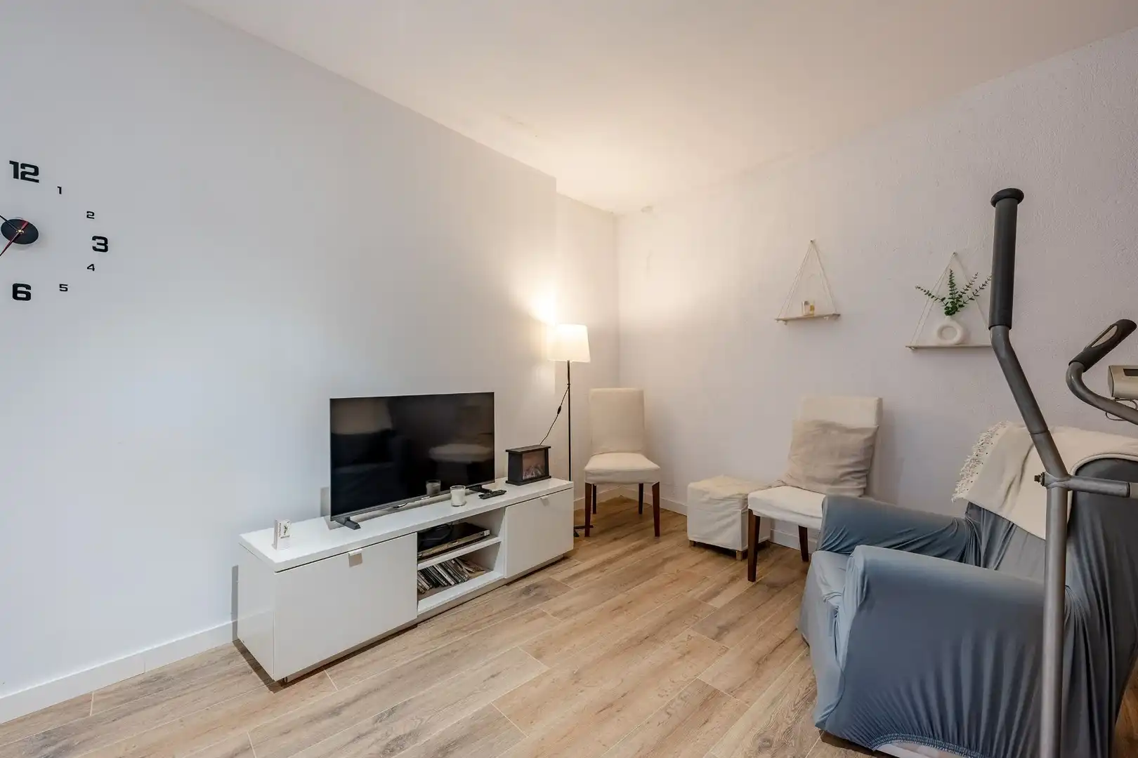 Living room of Houses for sale in Sant Cebrià de Vallalta  with Heating, Private garden and Storage room
