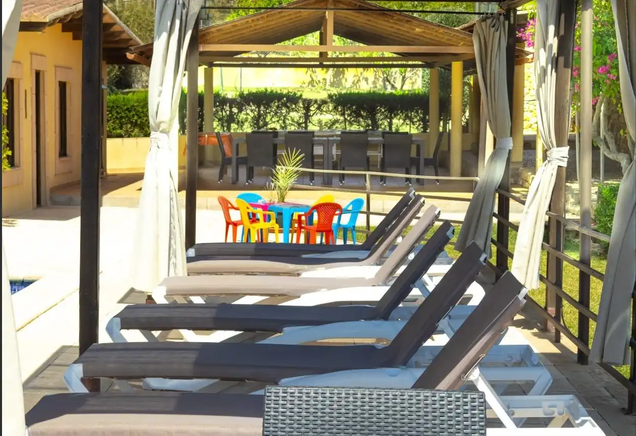Casa rústica amb piscina en venda a Llubí, imagen 3