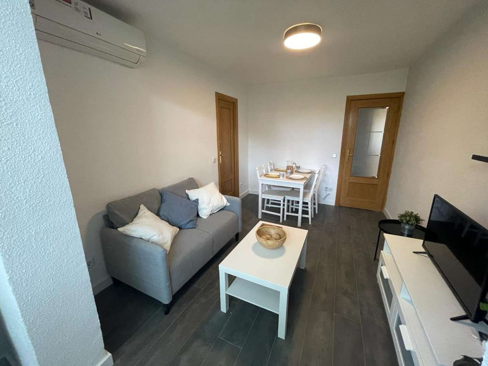 Sala d'estar de Apartament per a compartir en  Madrid Capital amb Aire condicionat, Calefacció i Terrassa