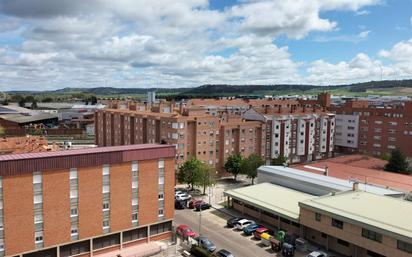 Exterior view of Flat for sale in Palencia Capital  with Terrace