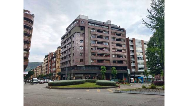 Local comercial en Venta en CONDE DE TORENO, 17 en Parque San Francisco - Uría