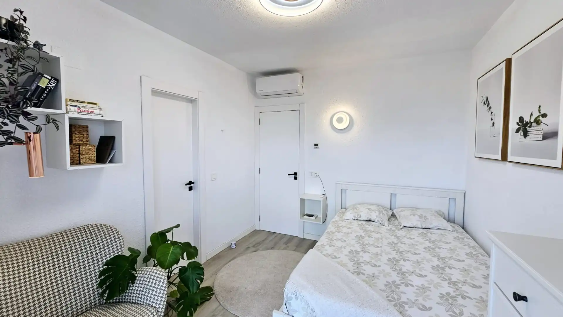 Habitación de Casa adosada en venta en Calpe / Calp con Aire acondicionado, Terraza y Amueblado