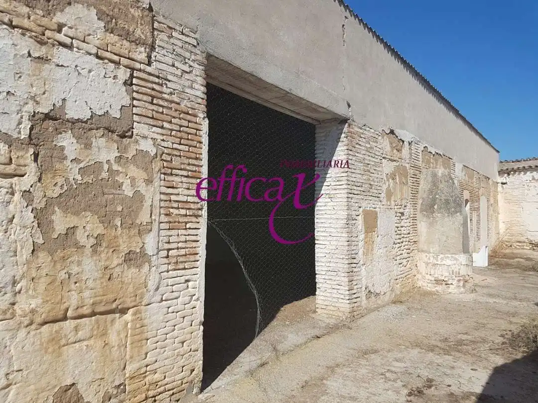 Industrial buildings for sale in El Carpio de Tajo