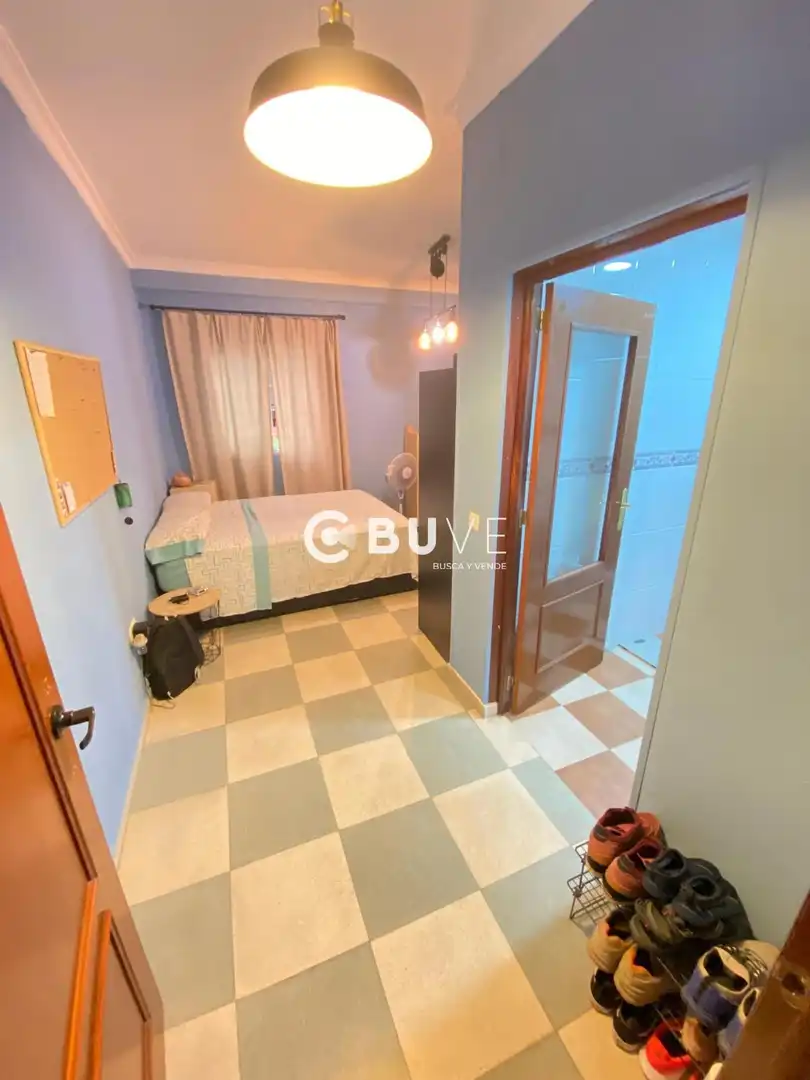 Dormitori de Casa o xalet en venda en Alcalá de Guadaira amb Aire condicionat, Traster i Moblat
