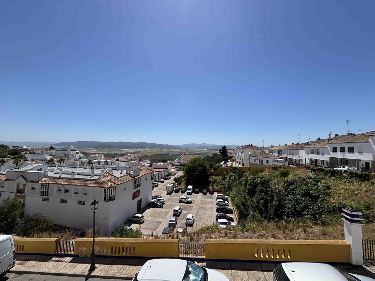 Vista exterior de Casa adosada en venda en Benalup-Casas Viejas amb Aire condicionat, Calefacció i Terrassa