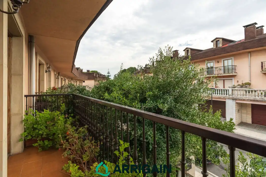 Casa amb terrassa en venda a Tolaregoia 19, imagen 35