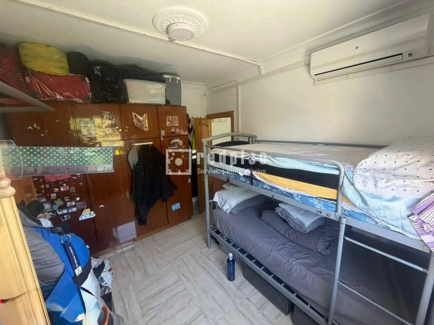 Schlafzimmer von Wohnung zum Verkauf in Madrid mit Klimaanlage und Heizung