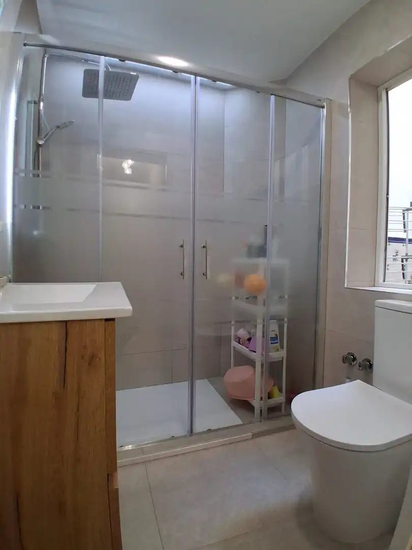 Baño de Piso en venta en Almería
