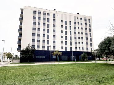 Locale commerciale in vendita a Centro Comercial - Capsades -  Hospital