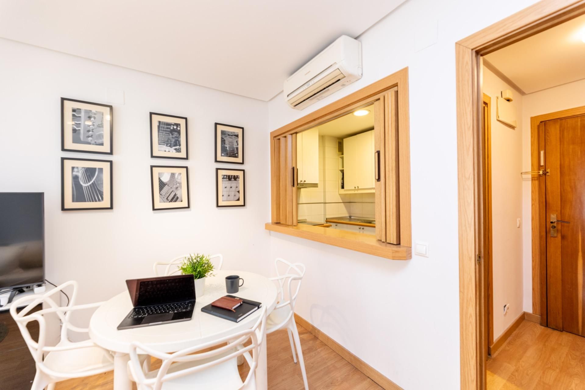 Bedroom of Apartment for sale in  Madrid Capital  with Air Conditioner, Heating and Parquet flooring