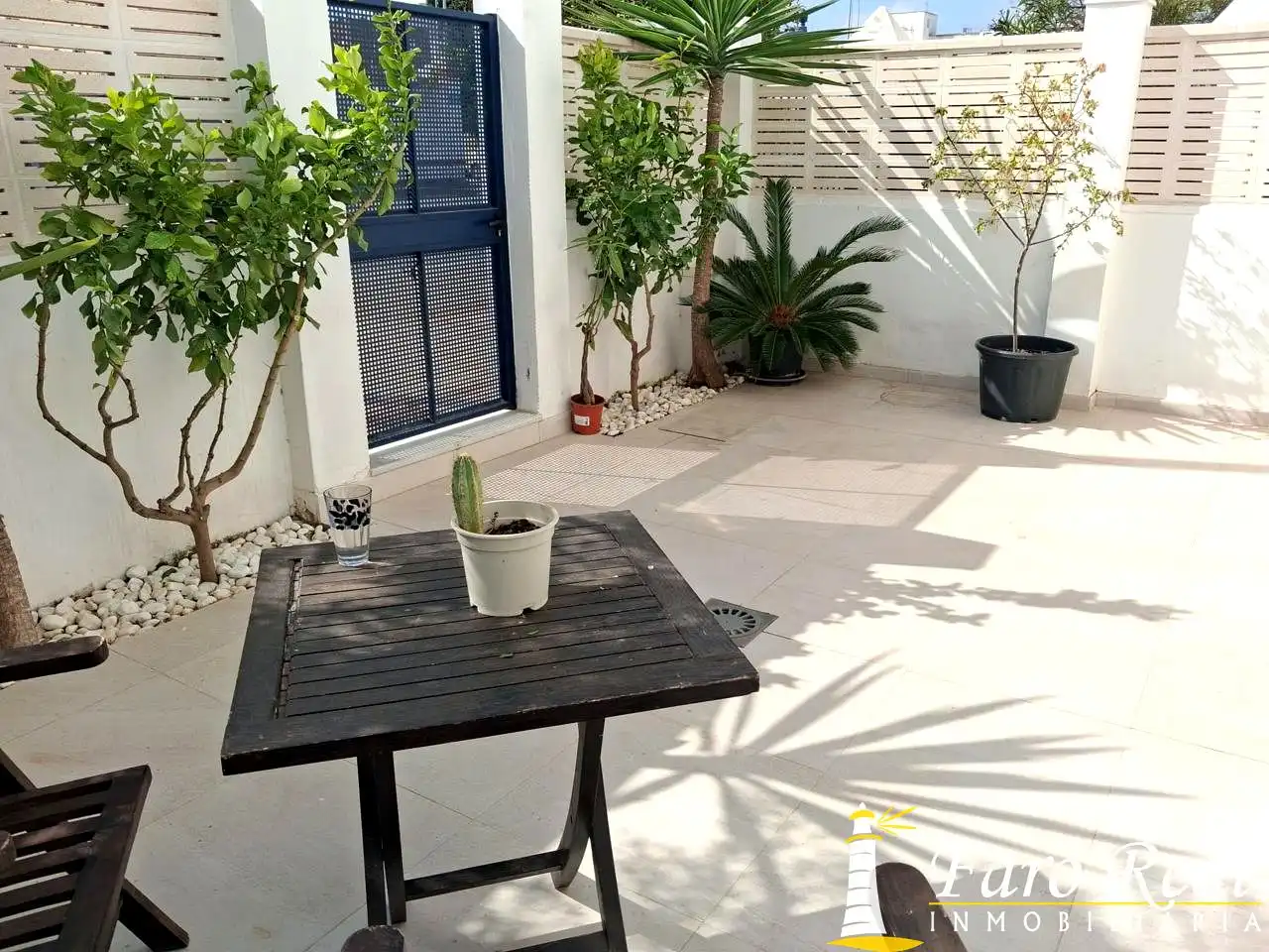 Terraza de Apartamento de alquiler en Sanlúcar de Barrameda con Aire acondicionado y Amueblado
