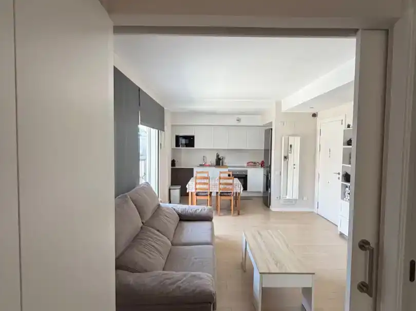 Sala d'estar de Pis en venda en Molins de Rei amb Aire condicionat, Terrassa i Piscina