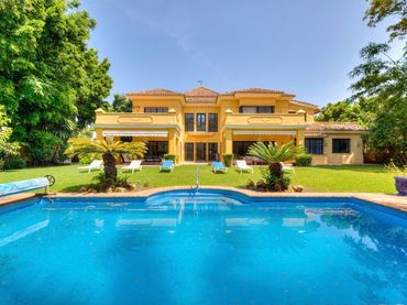 Casa amb balcó en venda a Benamara - Atalaya