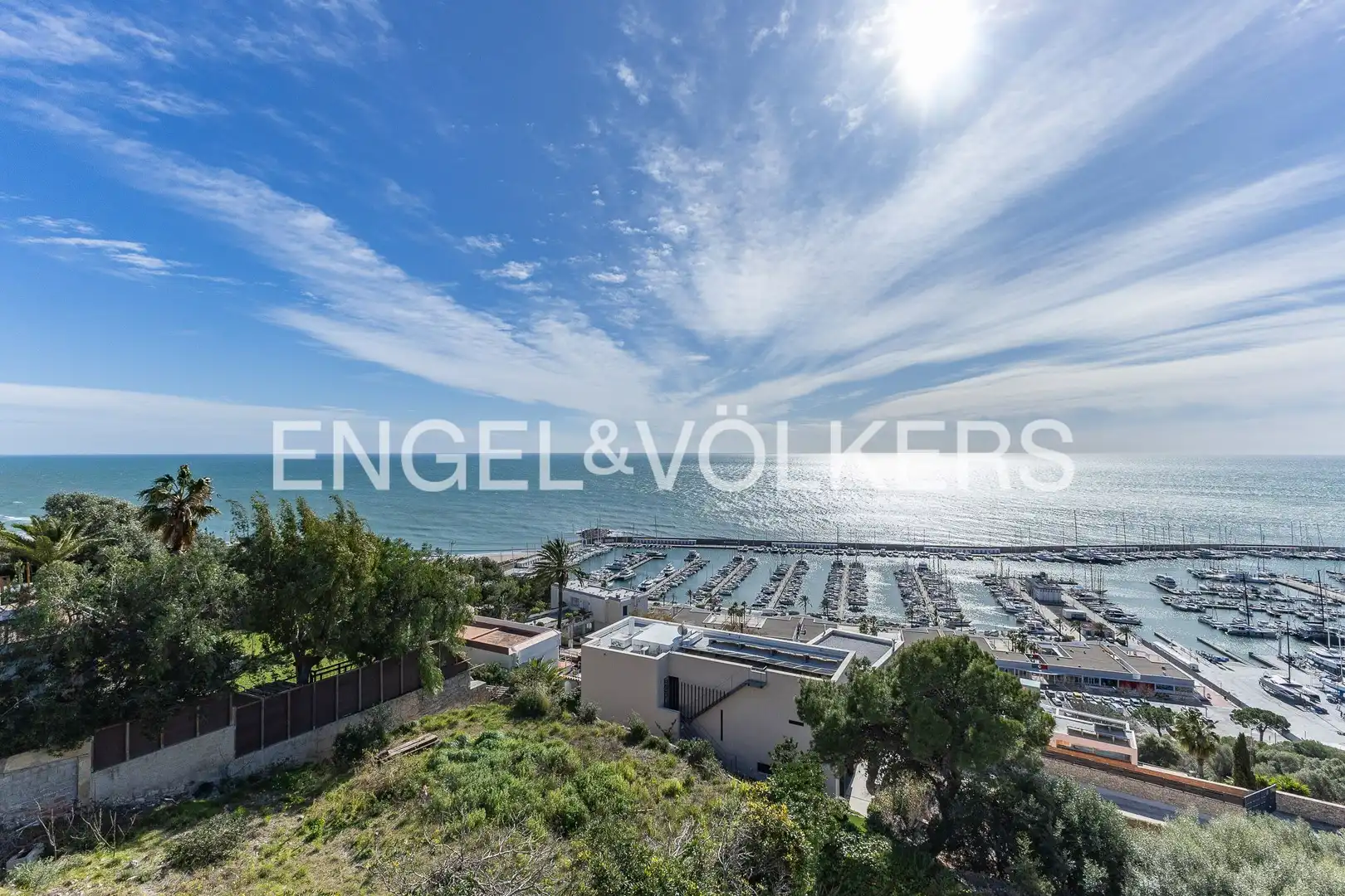 Vista exterior de Casa o xalet en venda en Sitges amb Aire condicionat, Calefacció i Jardí privat