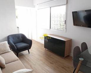 Sala d'estar de Apartament de lloguer en Pilar de la Horadada amb Balcó