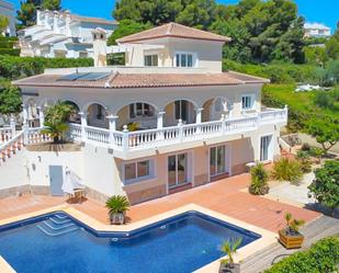 Vista exterior de Finca rústica en venda en Moraira amb Aire condicionat, Terrassa i Piscina