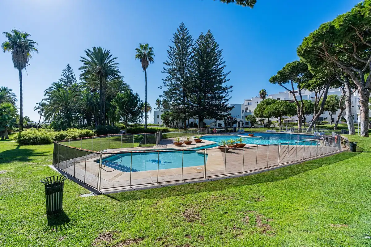 Apartment mit Pool zum Verkauf in Nueva Andalucía, imagen 8