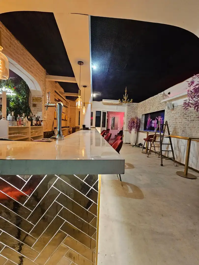 Local comercial en venta en L'Eixample, imagen 3