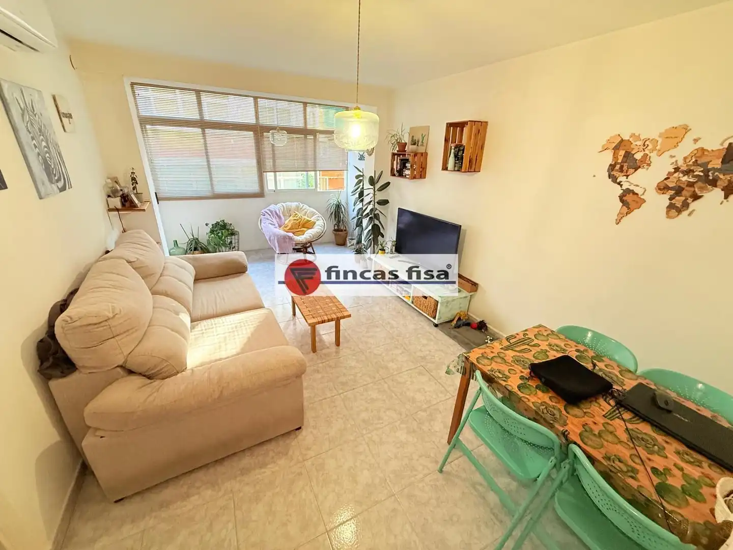 Außenansicht von Wohnung zum Verkauf in Premià de Mar mit Klimaanlage und Terrasse