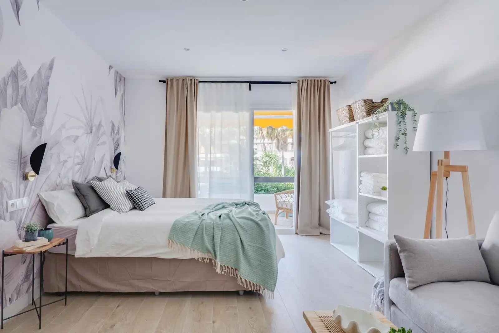 Habitación de Estudio en venta en Marbella con Aire acondicionado, Calefacción y Terraza