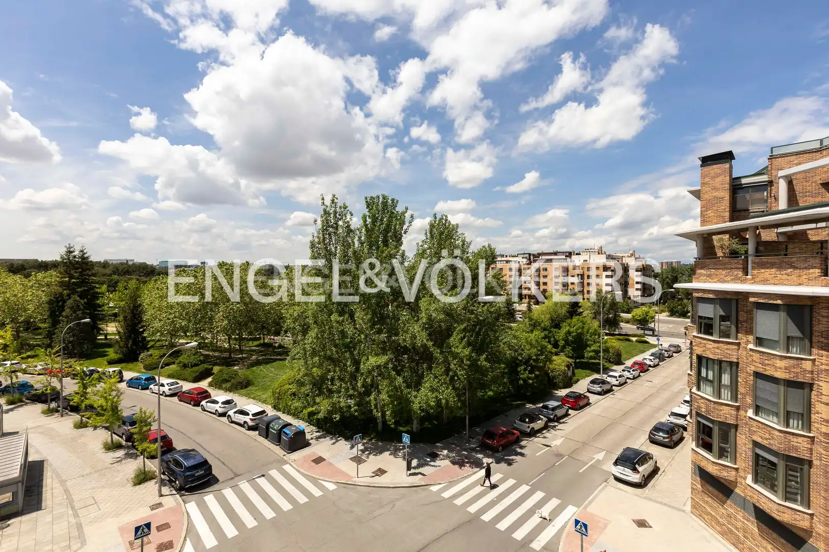 Exterior view of Apartments for sale in Madrid  with Air Conditioner, Heating and Parquet flooring