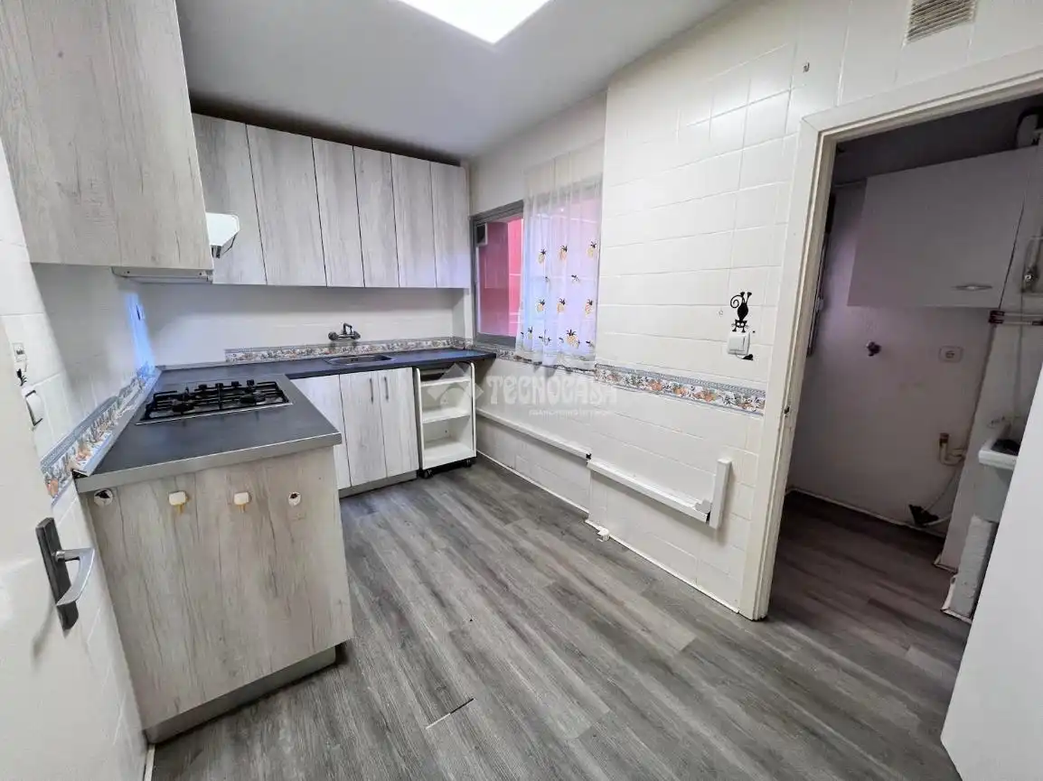 Wohnung mit Aufzug zum Verkauf in Barrio Venecia - Nueva Alcalá
